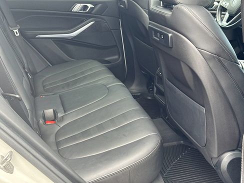 Used 2022 BMW X5 sDrive40i w/ Parking Assistance Package RWD image 15
