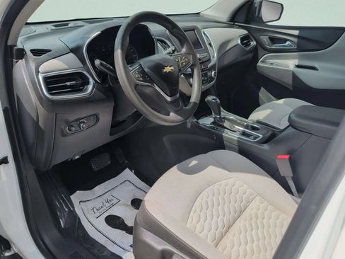 Used 2020 Chevrolet Equinox LS FWD image 38