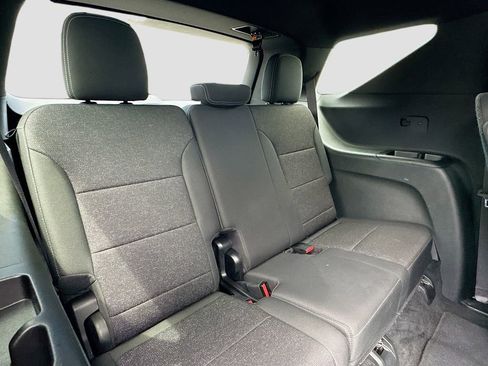 Used 2024 Chevrolet Traverse LT AWD/4WD image 26