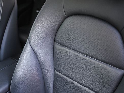 Used 2017 Mercedes-Benz GLC 300 4MATIC Coupe image 23