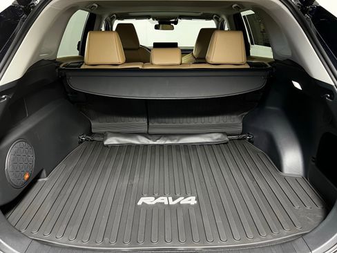 New 2025 Toyota RAV4 XLE image 23