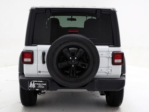 Used 2023 Jeep Wrangler Unlimited Sport AWD/4WD image 7
