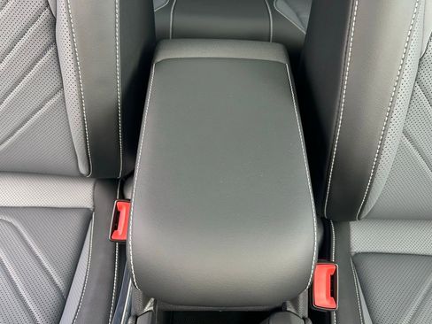 New 2026 Volkswagen Tiguan SE R-Line FWD image 41