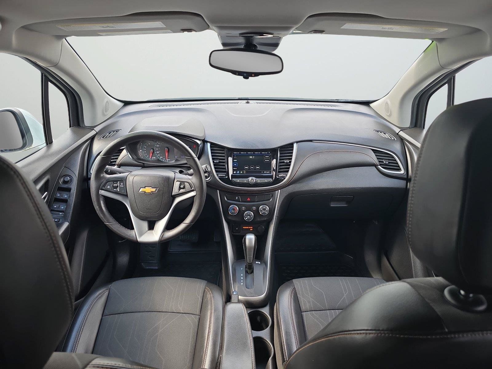 Used 2019 Chevrolet Trax LT w/ LT Convenience Package AWD/4WD image 13