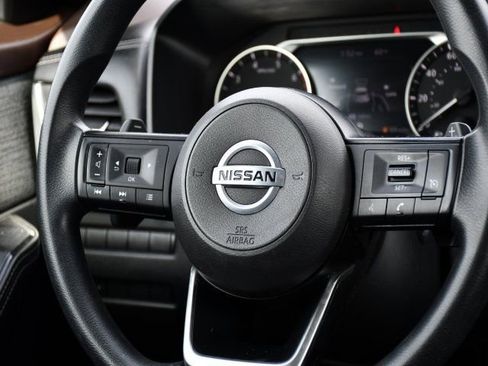 Used 2021 Nissan Rogue S image 15