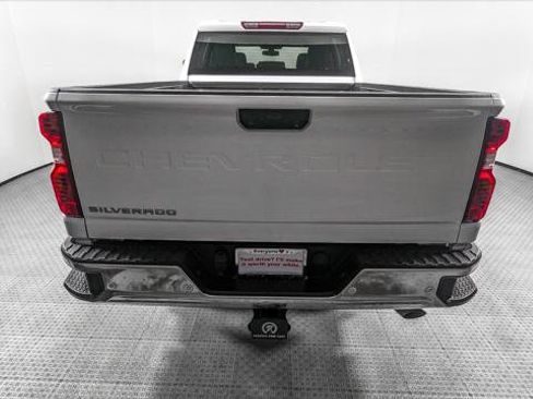 Used 2023 Chevrolet Silverado 2500 W/T w/ WT Convenience Package image 7