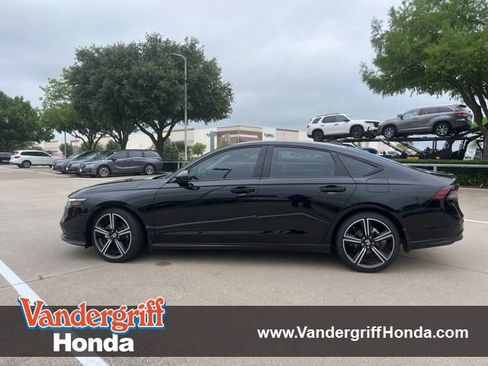 Certified 2026 Honda Accord SE image 1