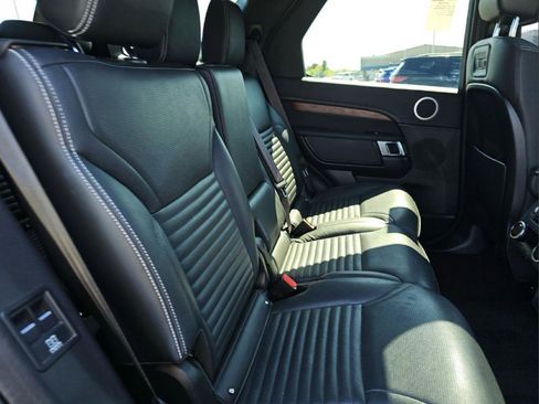 Used 2023 Land Rover Discovery S R-Dynamic AWD/4WD image 14