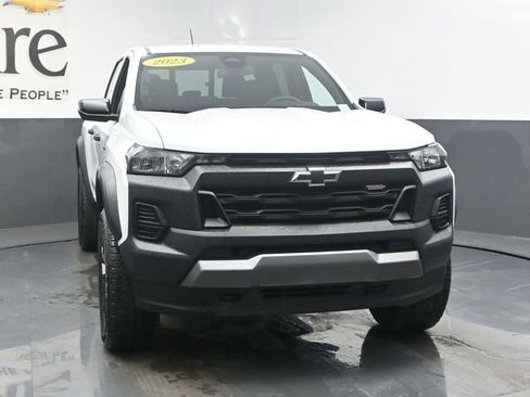 Used 2023 Chevrolet Colorado Trail Boss w/ LPO, Dark Essentials Package AWD/4WD image 50