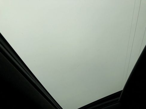 Used 2021 Chevrolet Suburban LT w/ LT Signature Plus Package image 25