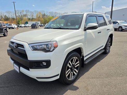 Used 2023 Toyota 4Runner Limited AWD/4WD image 3