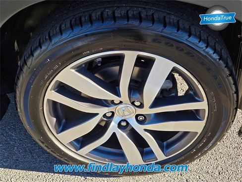 Certified 2018 Honda Pilot Touring image 9