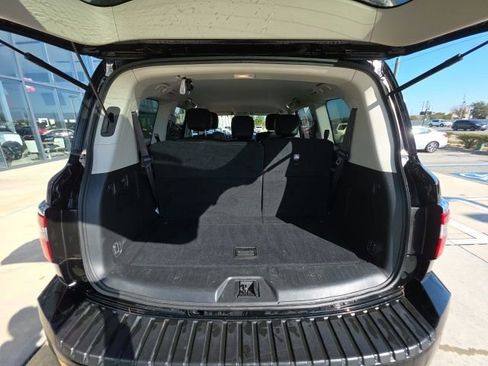 Used 2021 Nissan Armada SV w/ SV Appearance Package image 28