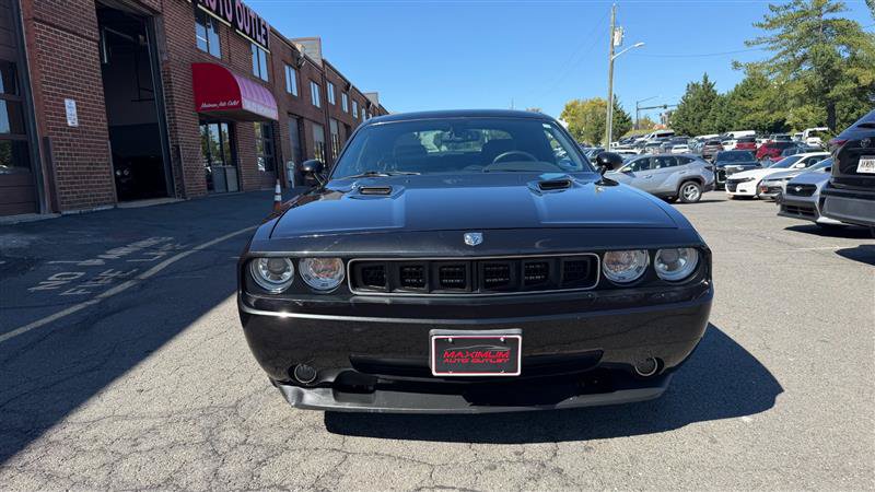Used 2010 Dodge Challenger SRT8 w/ SRT Option Group II RWD image 2