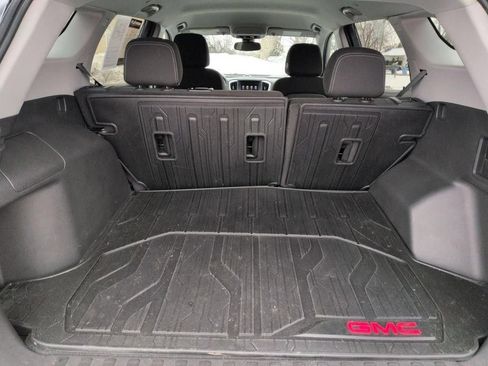 Used 2024 GMC Terrain SLE w/ Driver Convenience Package AWD/4WD image 28