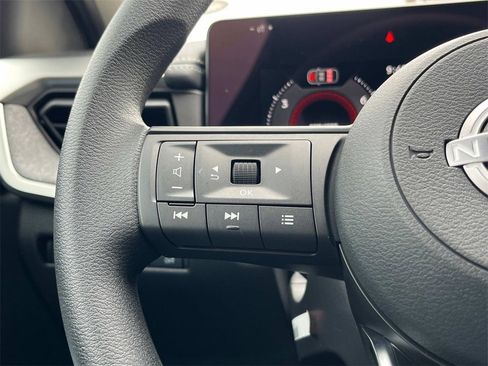 New 2026 Nissan Kicks SV image 22