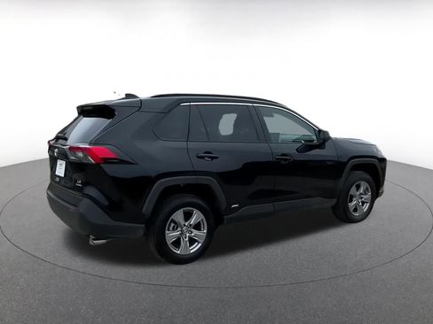 Used 2025 Toyota RAV4 LE image 12