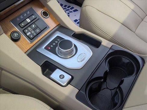 Used 2016 Land Rover LR4 HSE AWD/4WD image 16