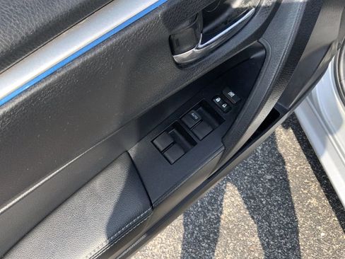 Used 2014 Toyota Corolla S FWD image 15