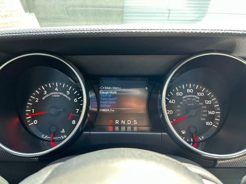 Used 2018 Ford Mustang GT RWD image 14