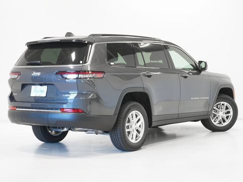 Used 2025 Jeep Grand Cherokee L Laredo w/ Luxury Tech Group I image 7