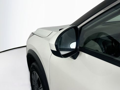 Used 2023 Nissan Rogue SV FWD image 16