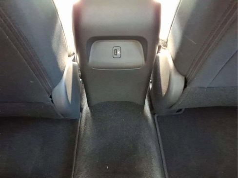 Used 2024 Nissan Sentra SV FWD image 14