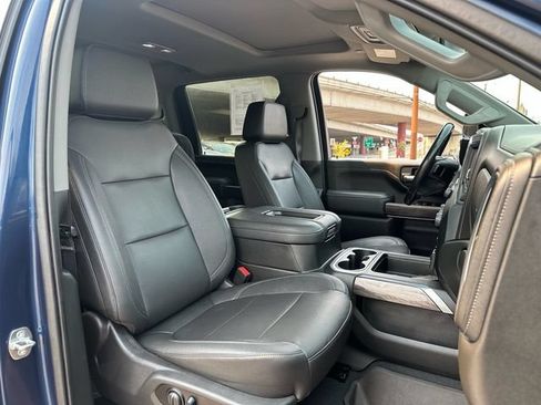 Used 2022 Chevrolet Silverado 3500 LTZ w/ LTZ Convenience Package AWD/4WD image 11