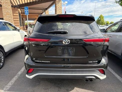 Used 2023 Toyota Highlander XSE AWD/4WD image 9