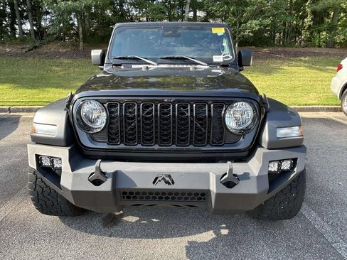 Used 2024 Jeep Wrangler Unlimited Sport AWD/4WD image 8