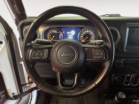 Used 2020 Jeep Wrangler Unlimited Sport AWD/4WD image 12