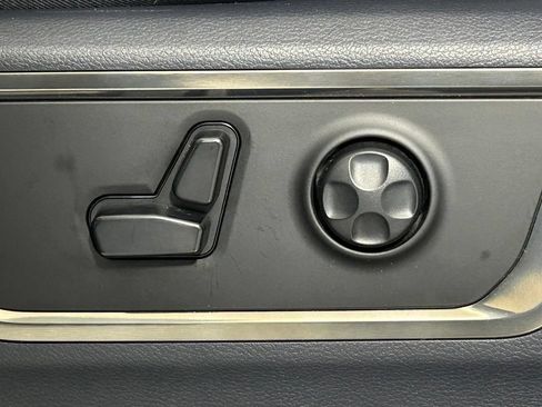 Used 2019 RAM 1500 Limited AWD/4WD image 33