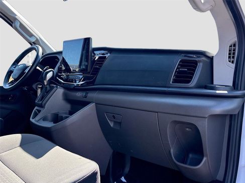 Used 2024 Ford Transit 350 XLT image 28