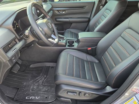 Certified 2025 Honda CR-V Sport-L image 17