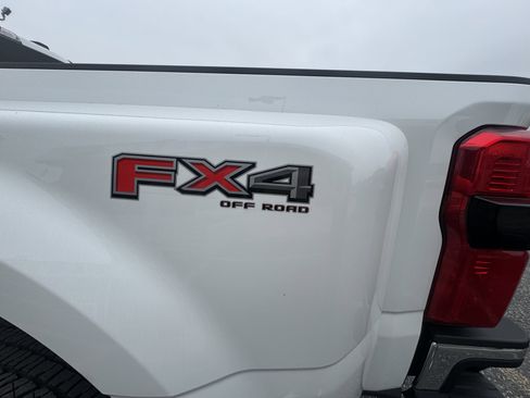 New 2026 Ford F350 Lariat AWD/4WD image 6