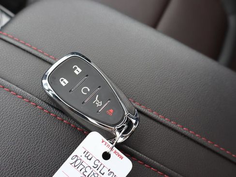 Used 2023 Chevrolet Blazer RS image 37