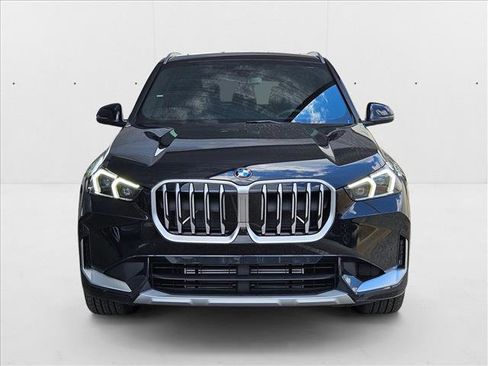 Used 2026 BMW X1 xDrive28i w/ Technology Package image 2