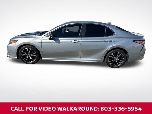 Used 2019 Toyota Camry L image 9