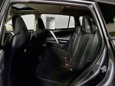 Used 2017 Toyota RAV4 XLE w/ All Weather Liner Package AWD/4WD image 20