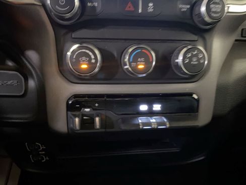 Used 2024 RAM 2500 Big Horn image 20