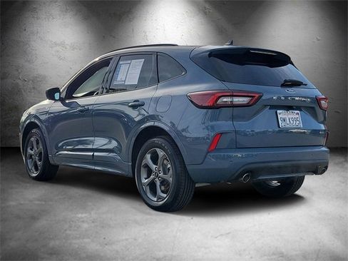 Certified 2024 Ford Escape ST-Line Select w/ Tech Pack #2 image 4