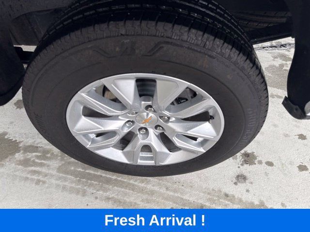 Used 2025 Chevrolet Silverado 1500 Custom RWD image 19