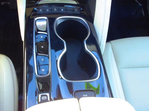 Used 2023 Buick Envision Essence image 23