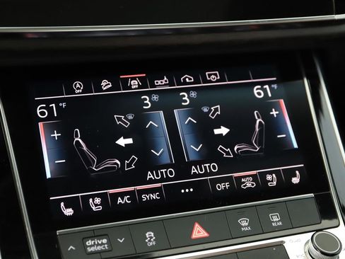 Used 2019 Audi Q8 Premium Plus w/ Premium Plus AWD/4WD image 27