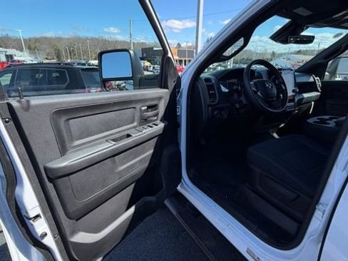 New 2026 RAM 3500 Tradesman image 12