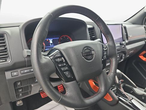 Used 2023 Nissan Frontier Pro-X w/ Pro Convenience Package RWD image 12