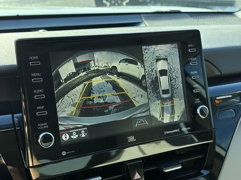 Used 2023 Toyota Camry XSE w/ Navigation Package image 19