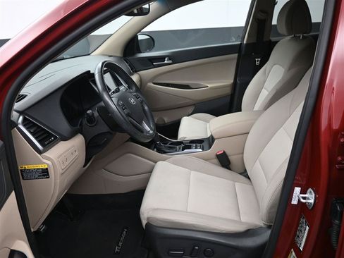 Used 2018 Hyundai Tucson Value w/ Cargo Package FWD image 11