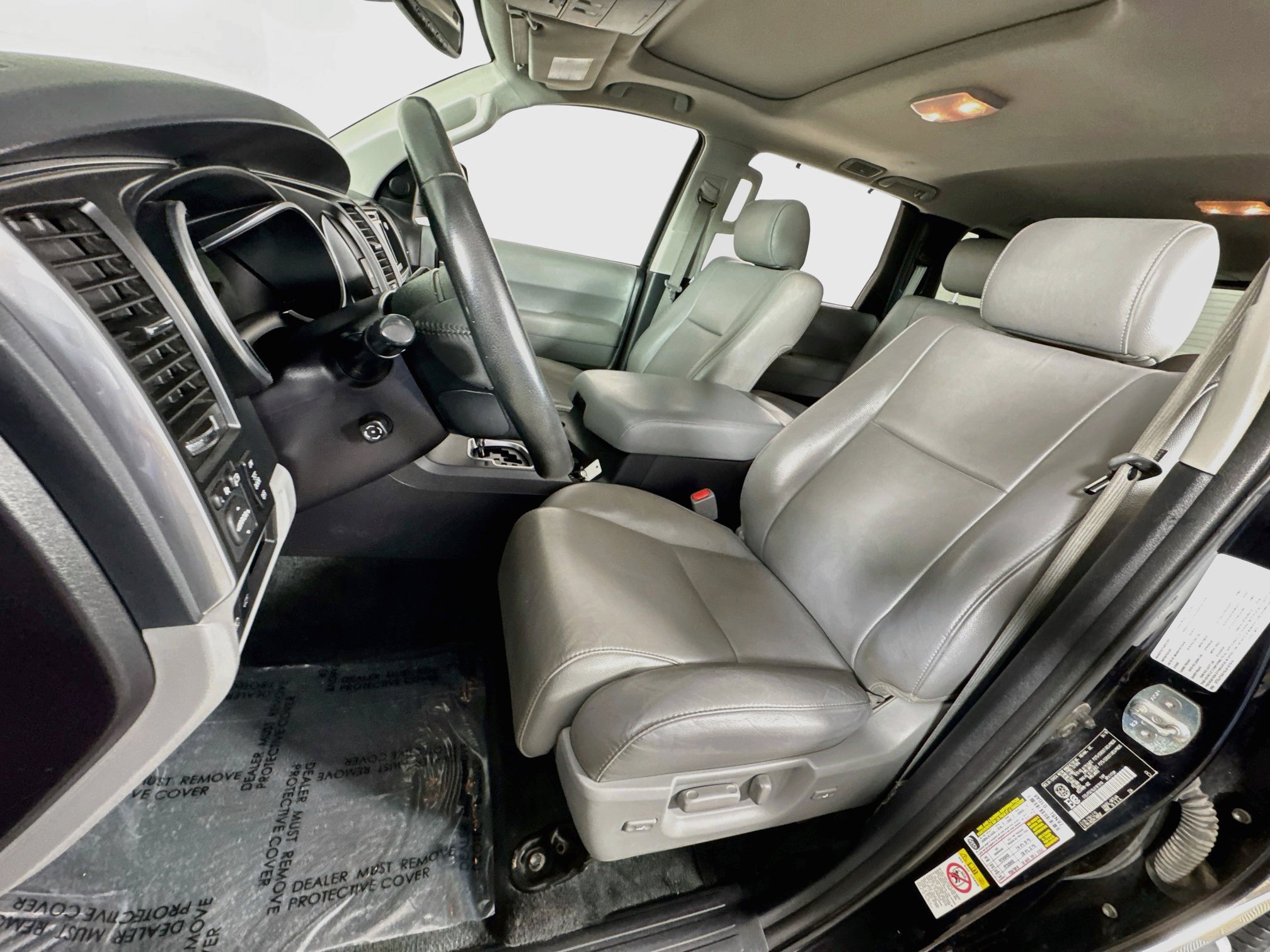 Used 2018 Toyota Sequoia Limited AWD/4WD image 12