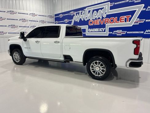 Used 2025 Chevrolet Silverado 3500 LTZ w/ LTZ Premium Package AWD/4WD image 4